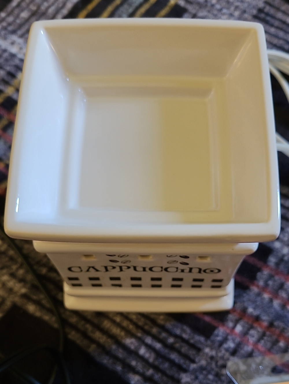 Scentsy Brand White Cappucino Warmer. Super Cute, Wake Up And Smell The Coffee. - Picture 5 of 11